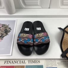 Louis Vuitton Slippers